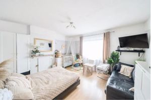 Photo 1- click for photo gallery